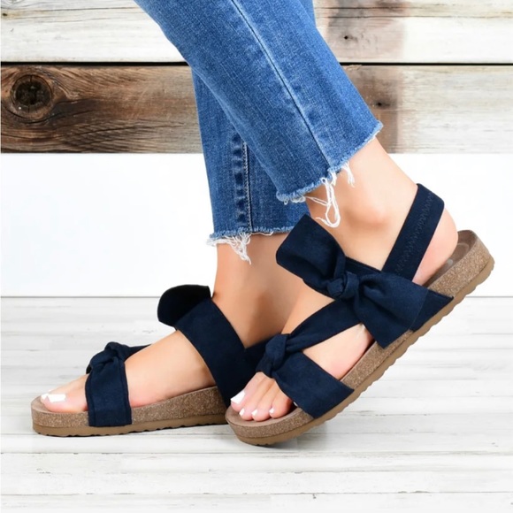 Journey + Crew: Womens Sandals - Picture 2 of 4